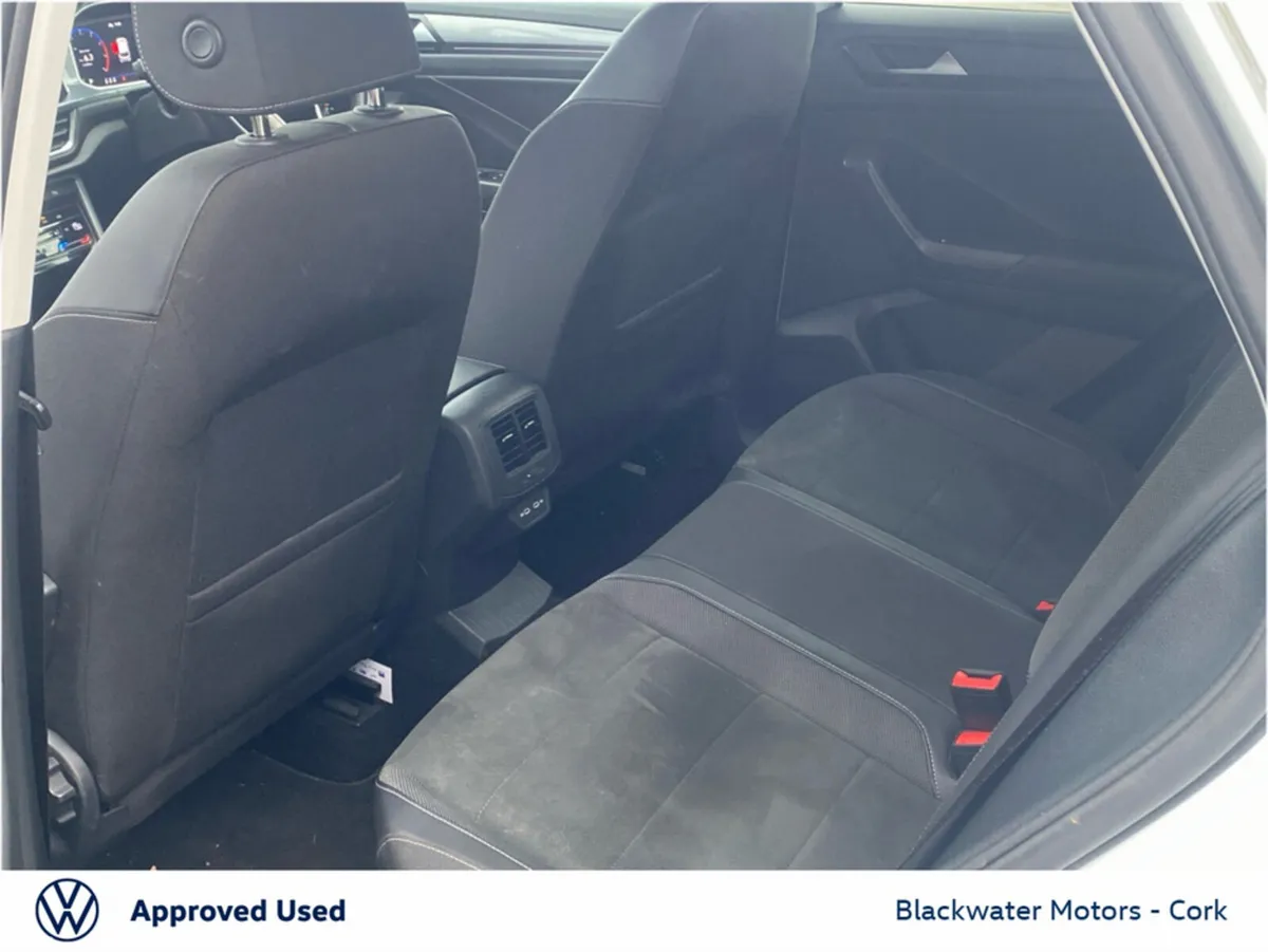 Volkswagen T-Roc SUV, Petrol, 2023, White