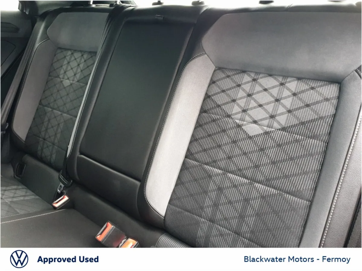 Volkswagen T-Roc SUV, Petrol, 2023, Black