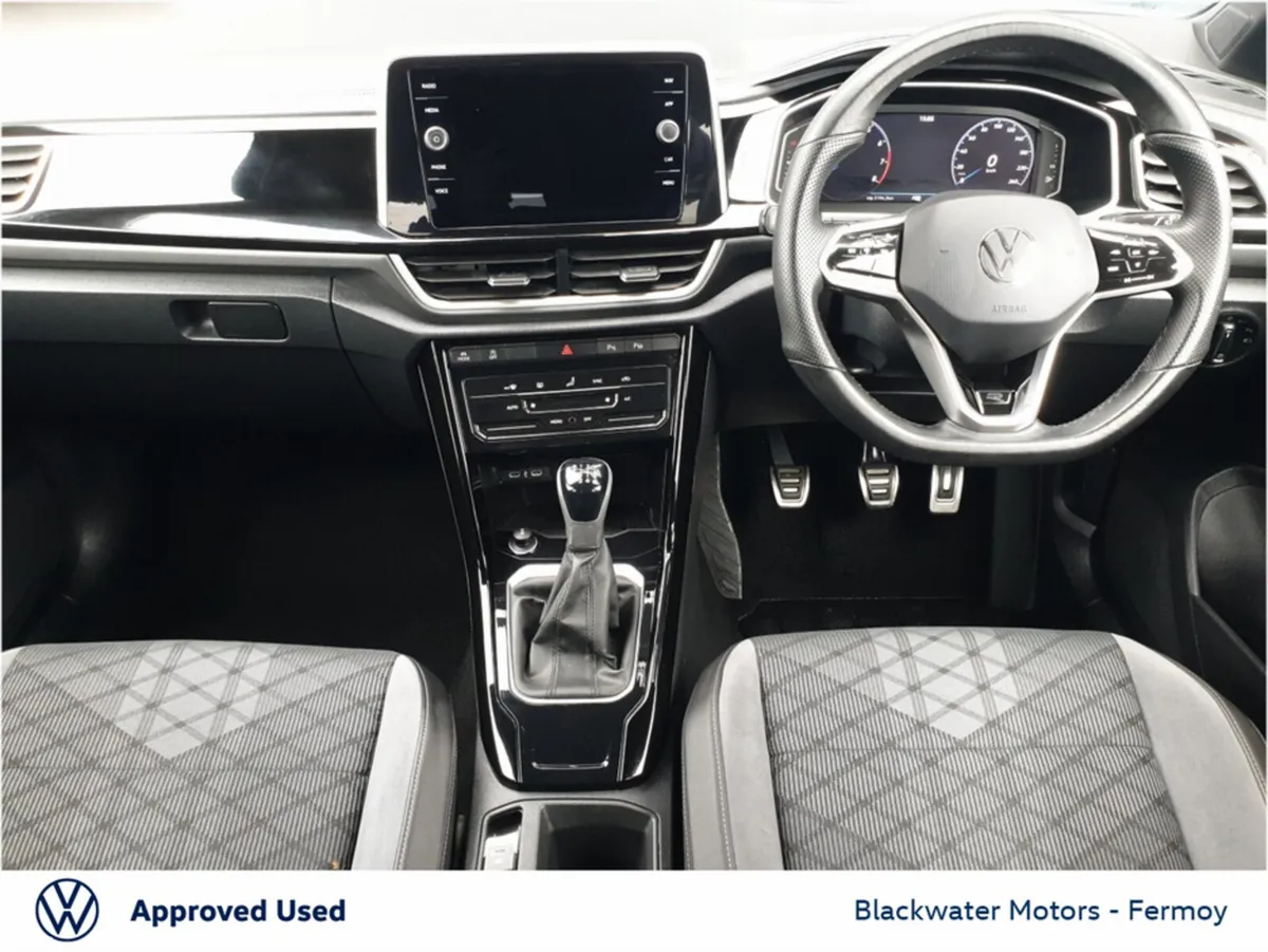 Volkswagen T-Roc SUV, Petrol, 2023, Black