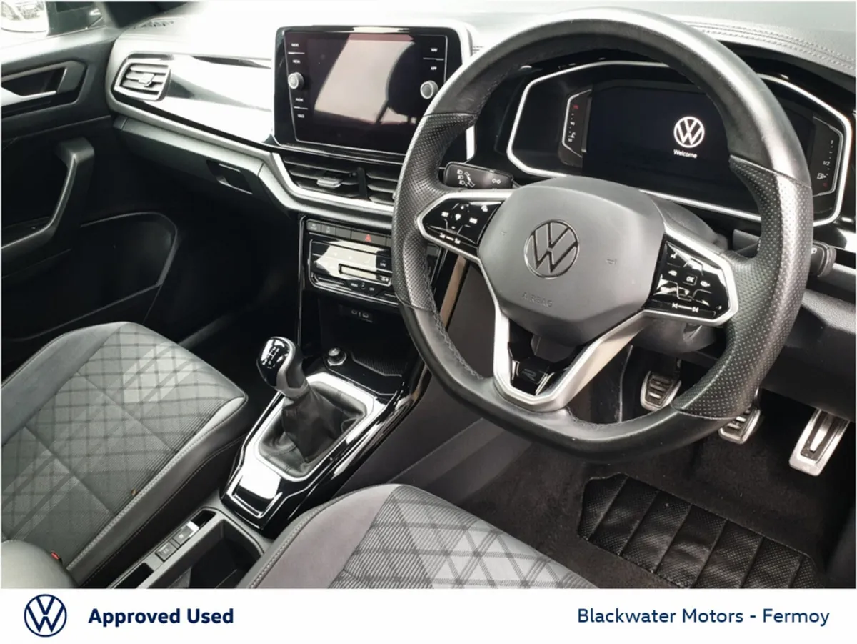 Volkswagen T-Roc SUV, Petrol, 2023, Black