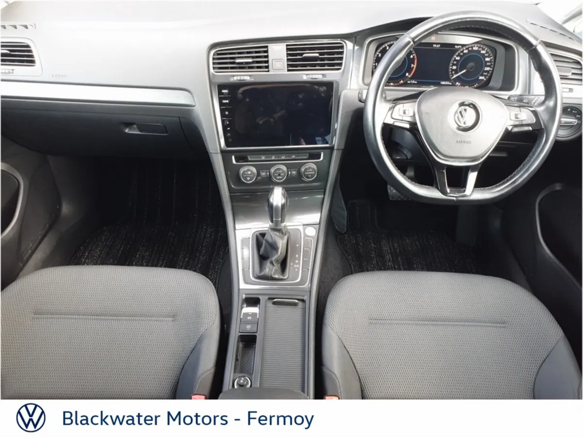 Volkswagen Golf Hatchback, Petrol, 2019, White