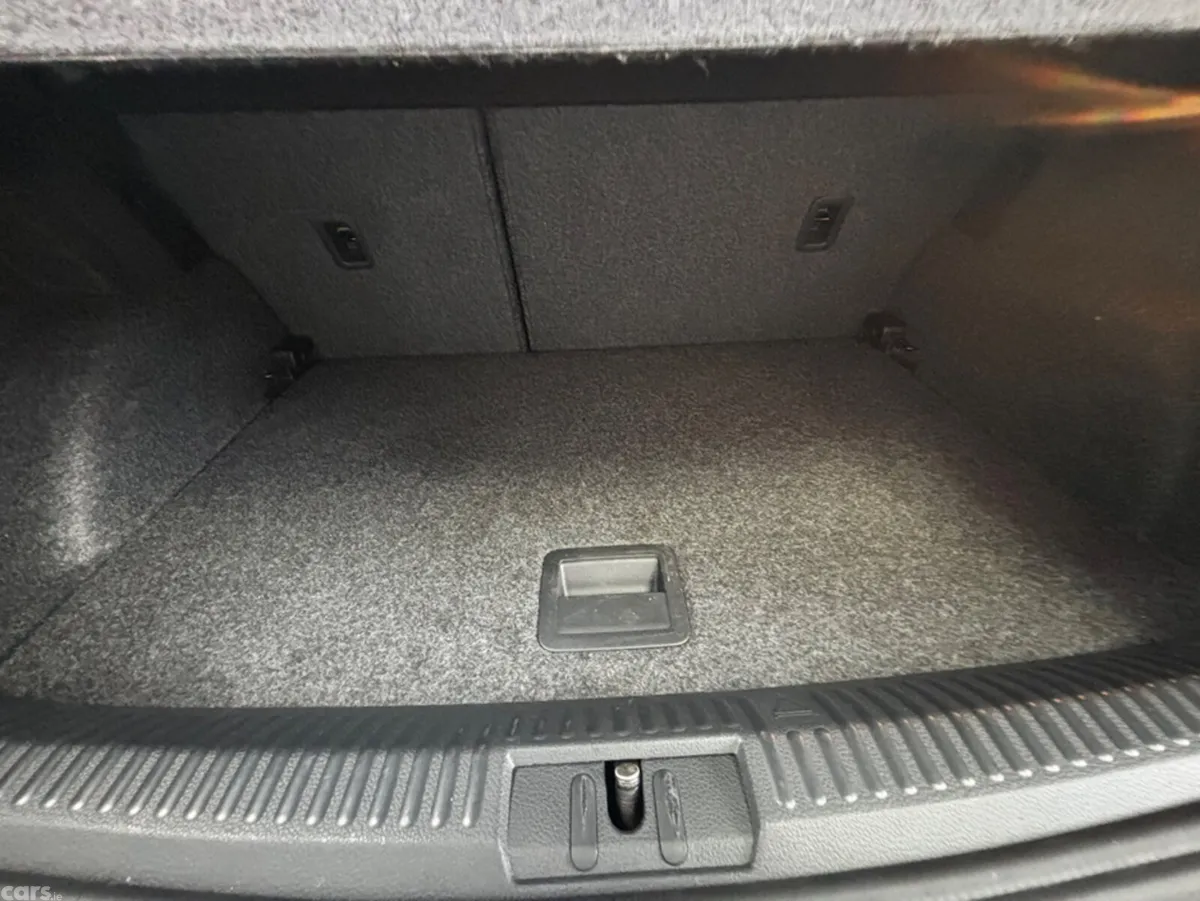 Volkswagen Polo Hatchback, Petrol, 2015, Black