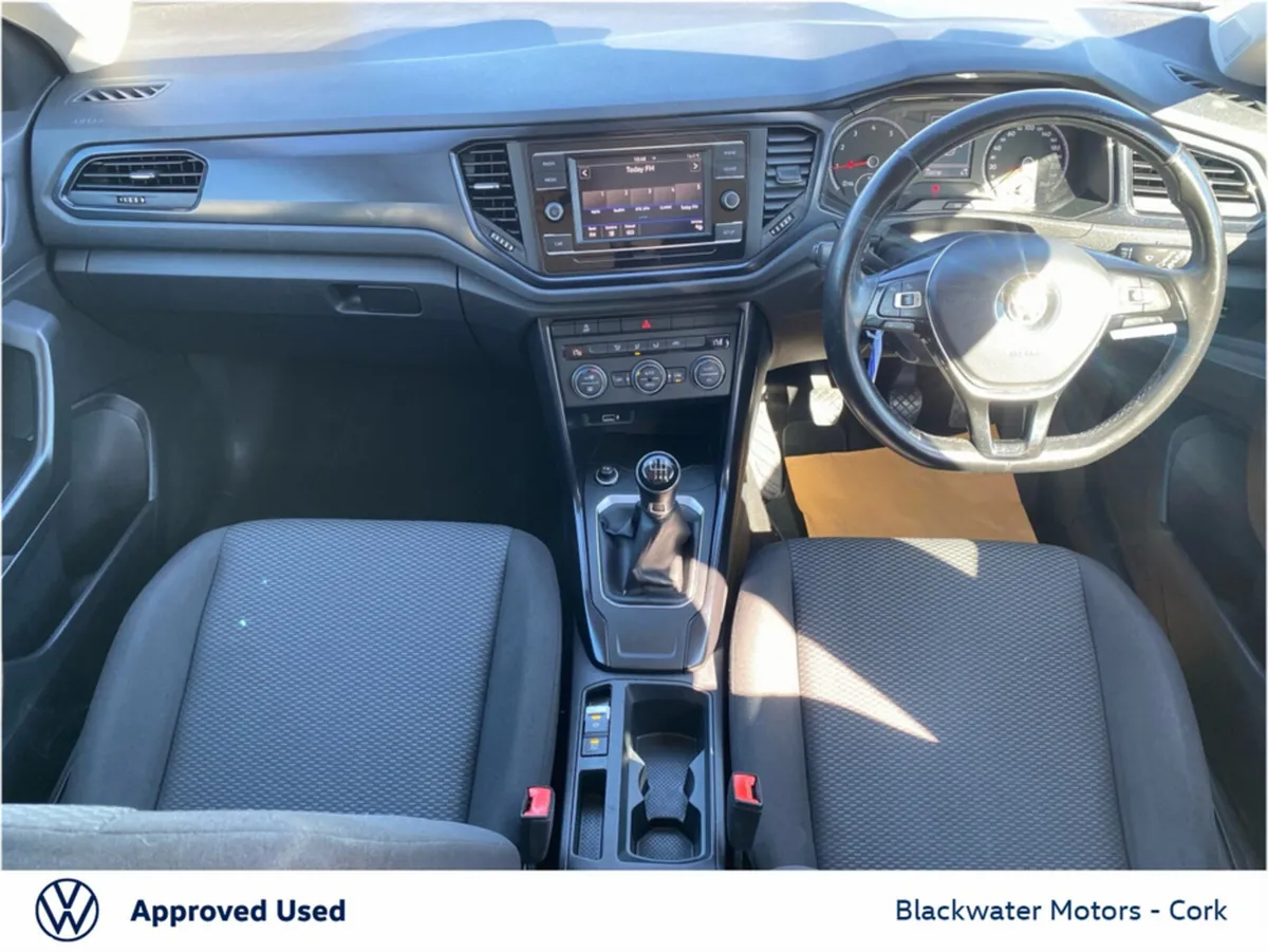 Volkswagen T-Roc Estate, Petrol, 2018, White