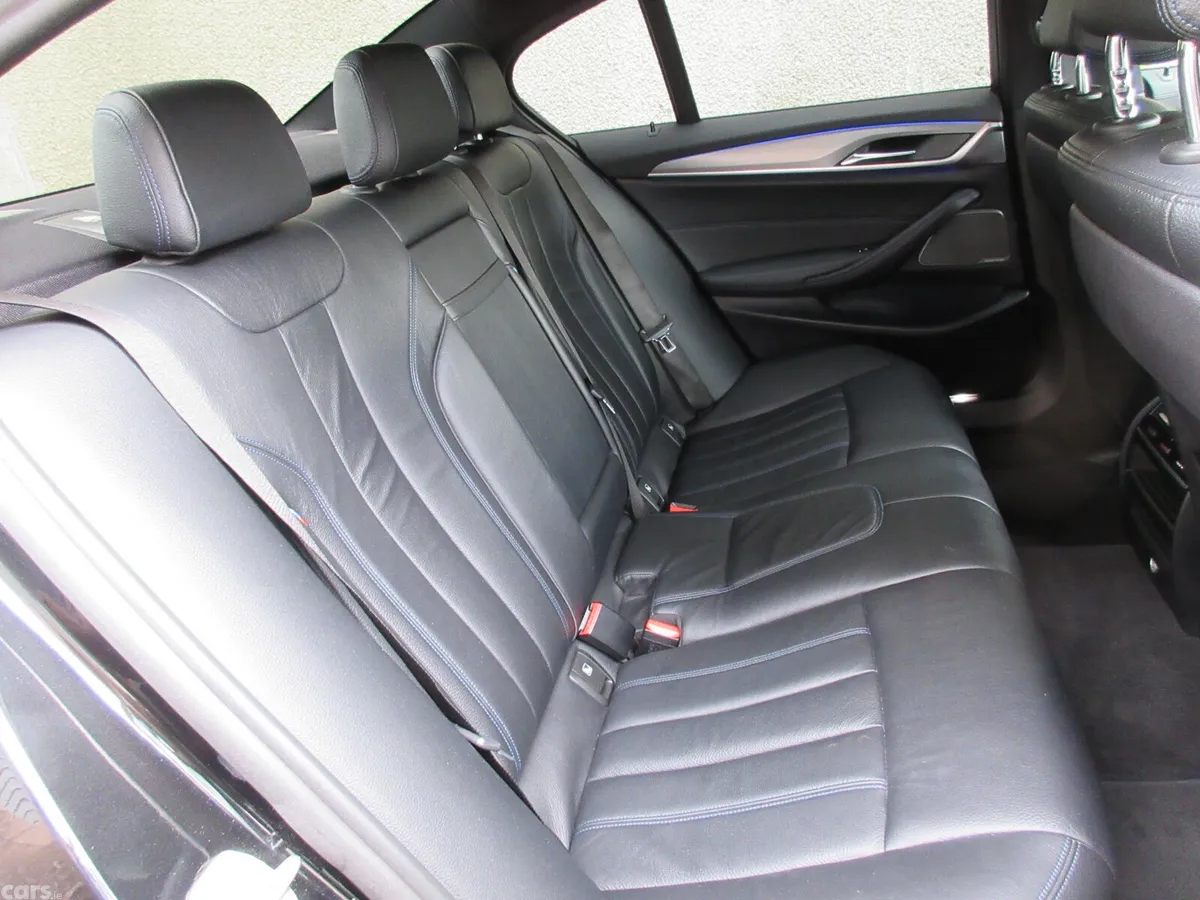 BMW 5-Series Saloon, Petrol Plug-in Hybrid, 2018, Black