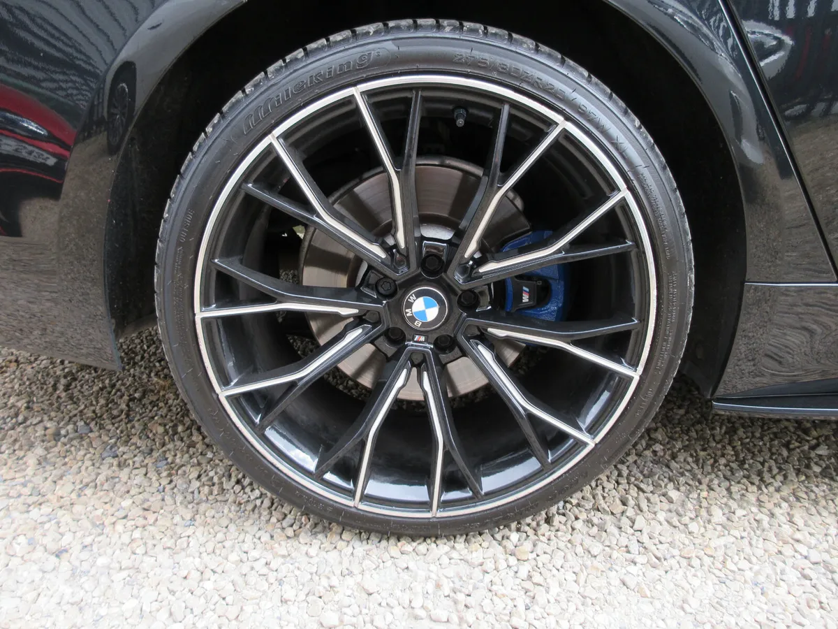 BMW 5-Series Saloon, Petrol Plug-in Hybrid, 2018, Black