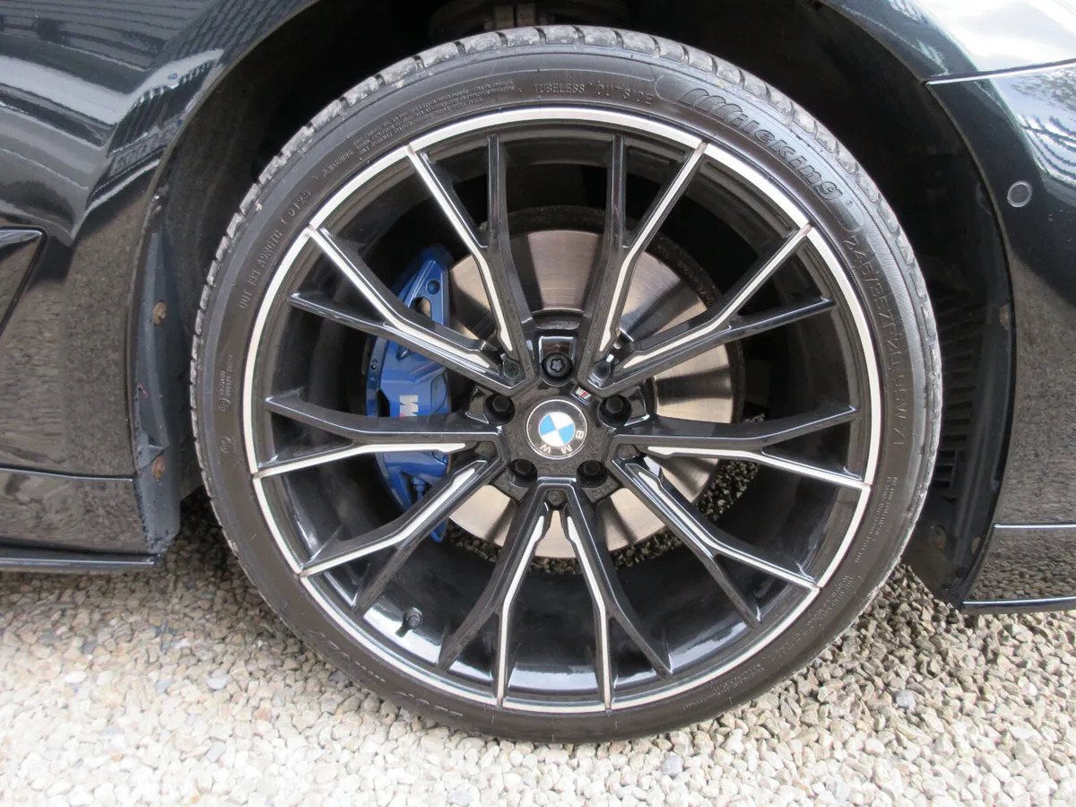 BMW 5-Series Saloon, Petrol Plug-in Hybrid, 2018, Black