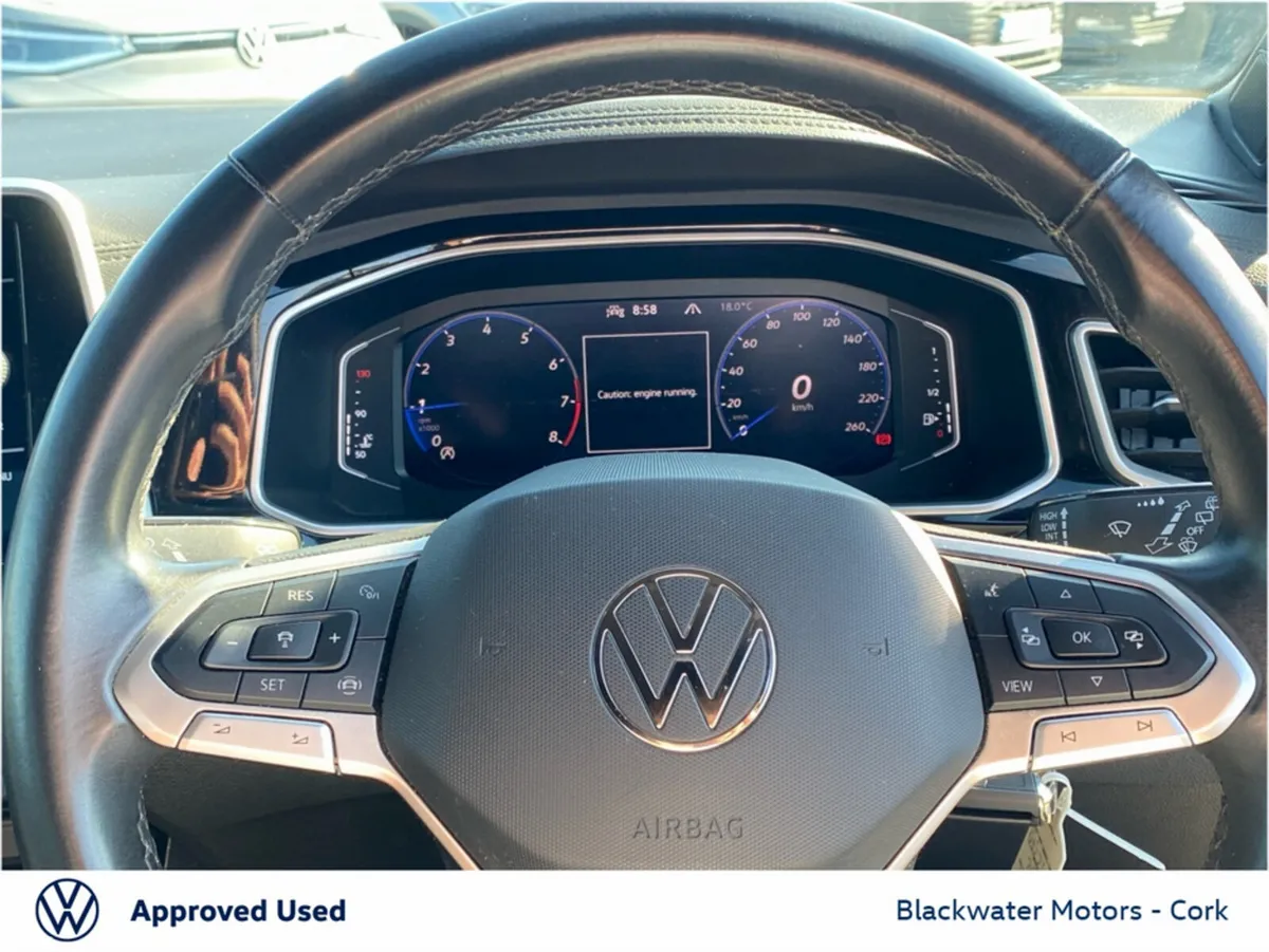 Volkswagen T-Roc SUV, Petrol, 2023, Blue