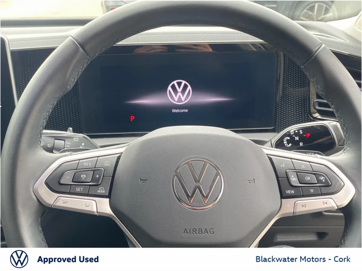 Volkswagen Tiguan SUV, Petrol Plug-in Hybrid, 2025, Black