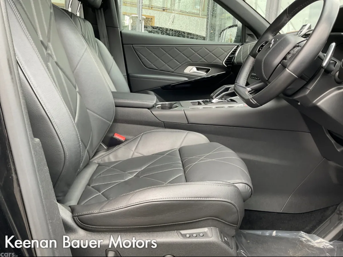 DS Automobiles DS 7 Estate, Diesel, 2024, Black