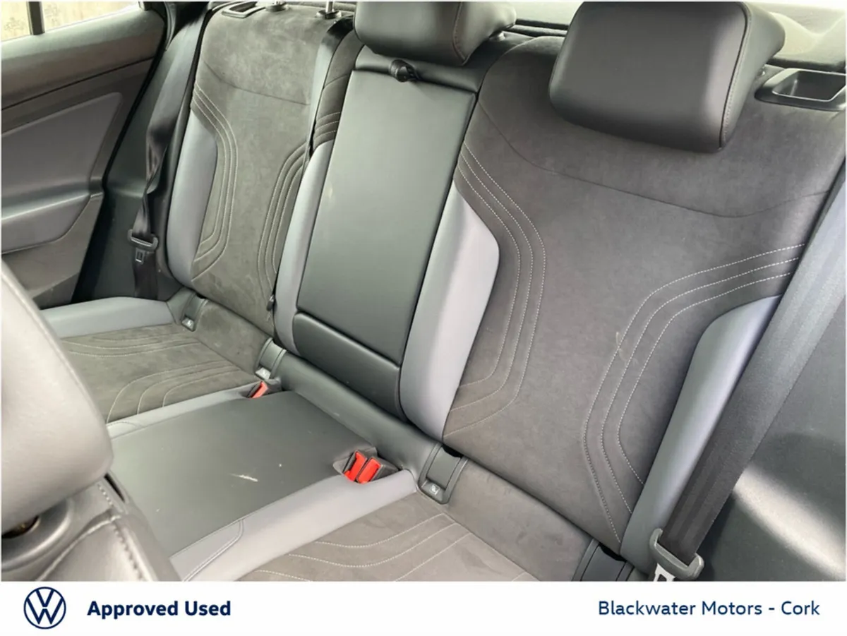 Volkswagen ID.4 Hatchback, Electric, 2023, Black