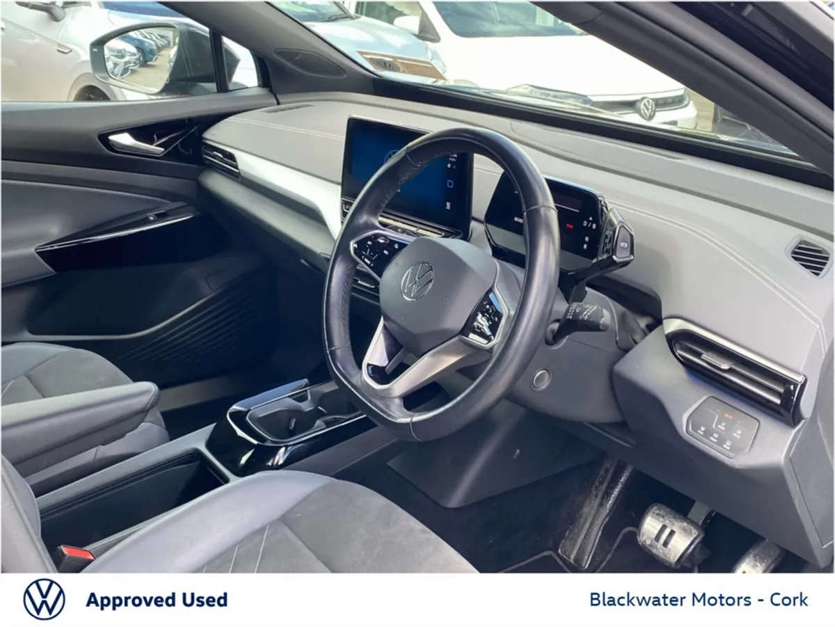 Volkswagen ID.4 Hatchback, Electric, 2023, Black