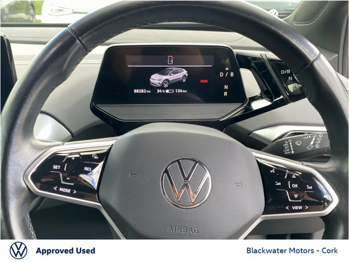 Volkswagen ID.4 Hatchback, Electric, 2023, Black