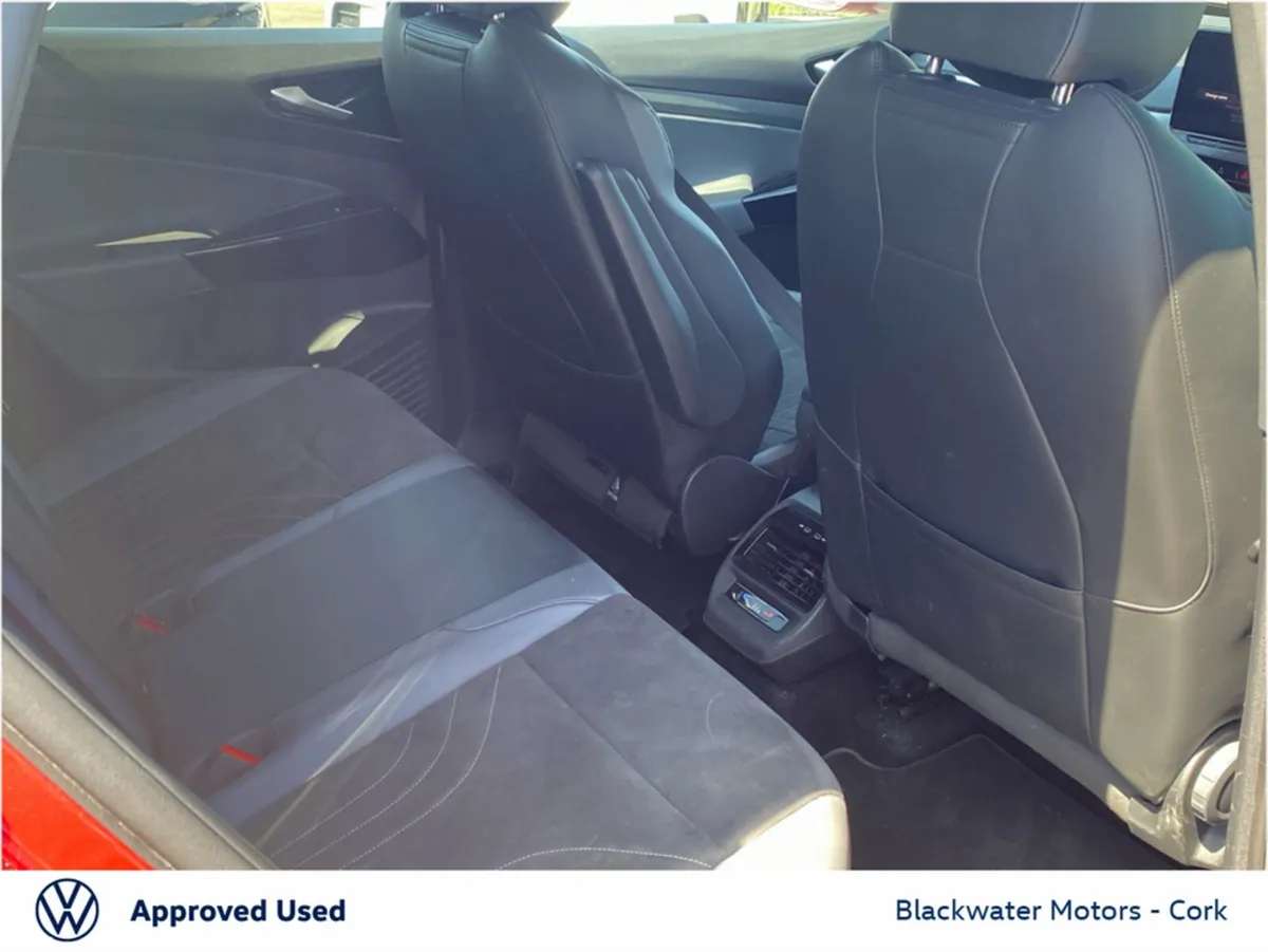 Volkswagen ID.4 Estate, Electric, 2023, Red