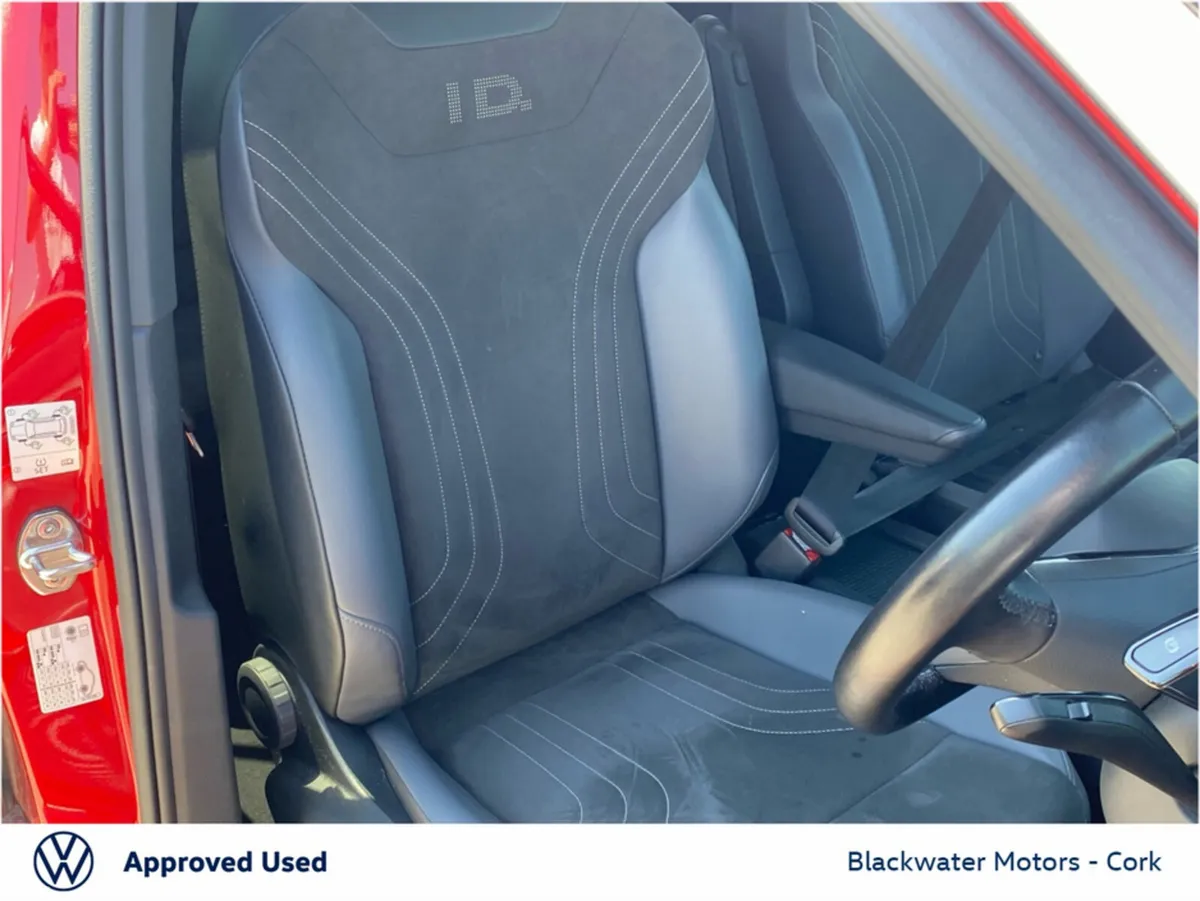 Volkswagen ID.4 Estate, Electric, 2023, Red