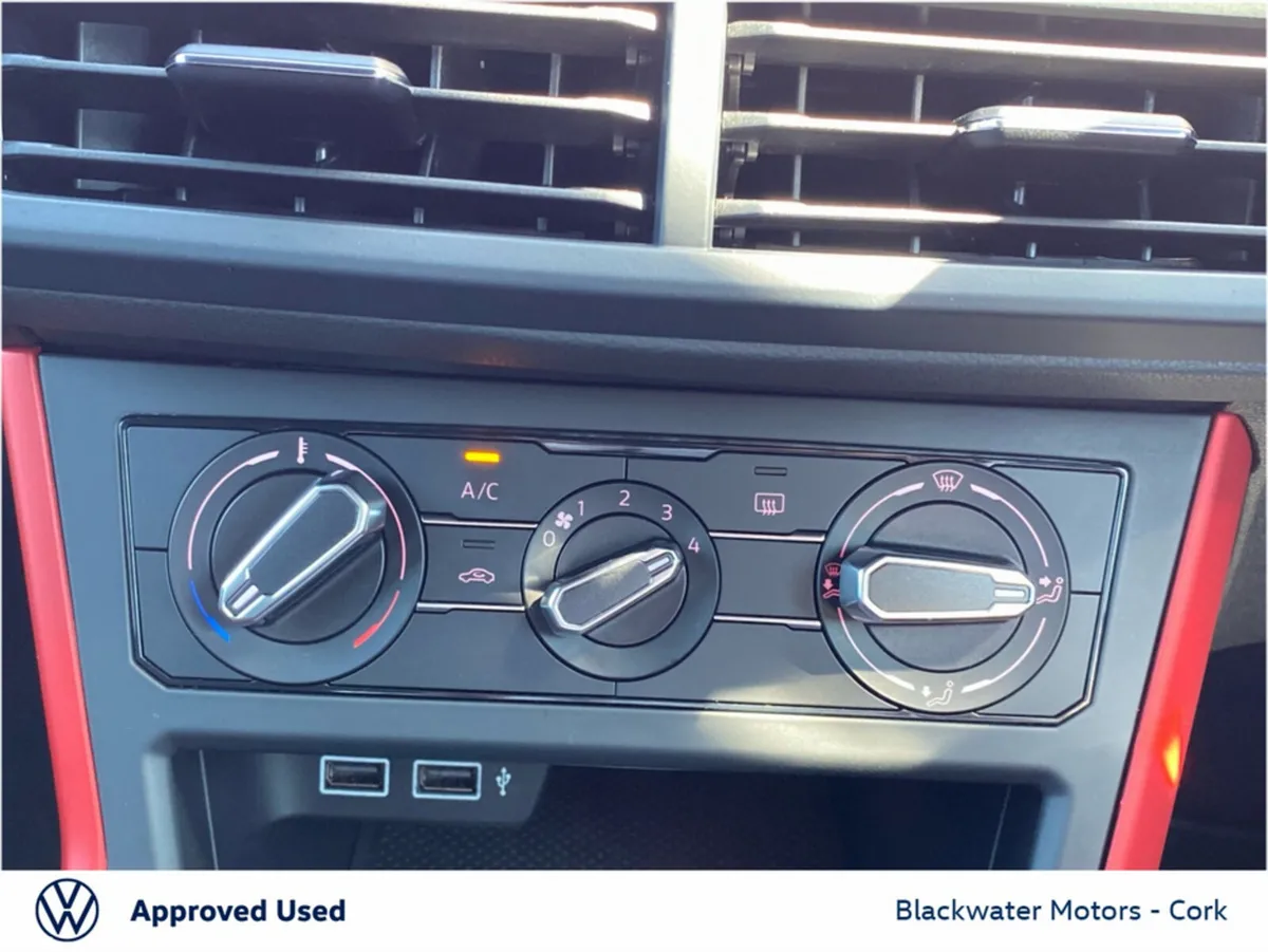 Volkswagen Polo Hatchback, Petrol, 2019, White