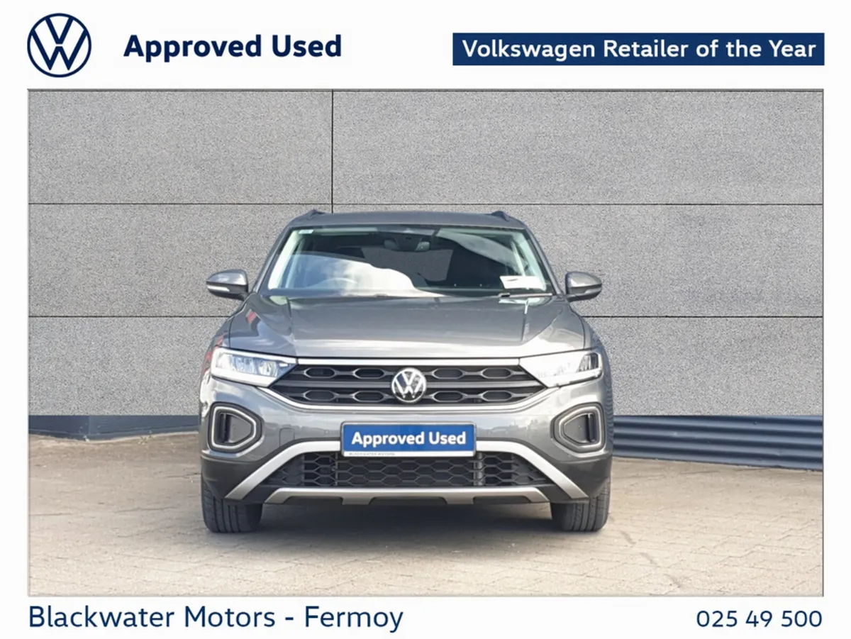 Volkswagen T-Roc SUV, Petrol, 2023, Grey