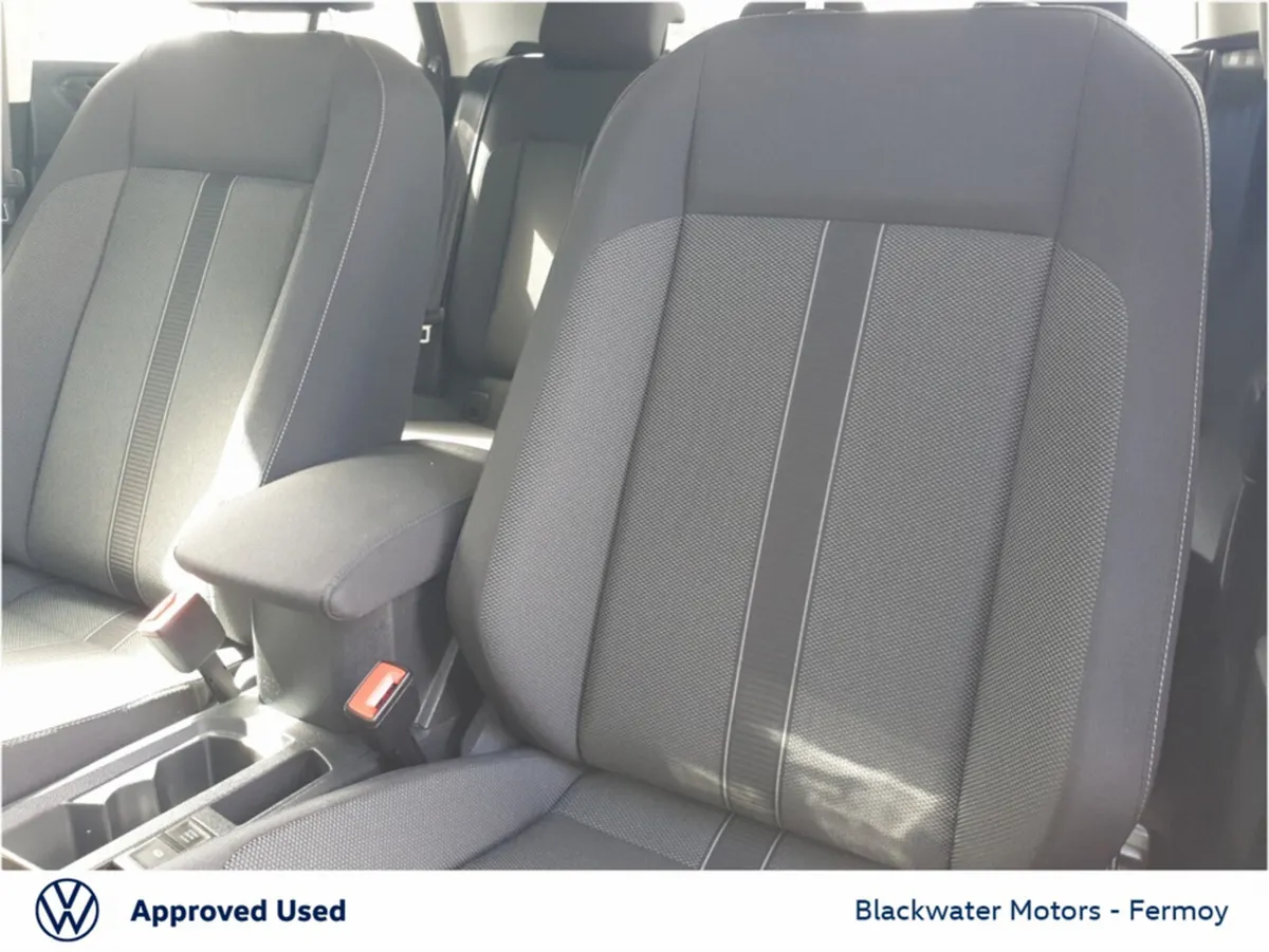Volkswagen T-Roc SUV, Petrol, 2023, Grey