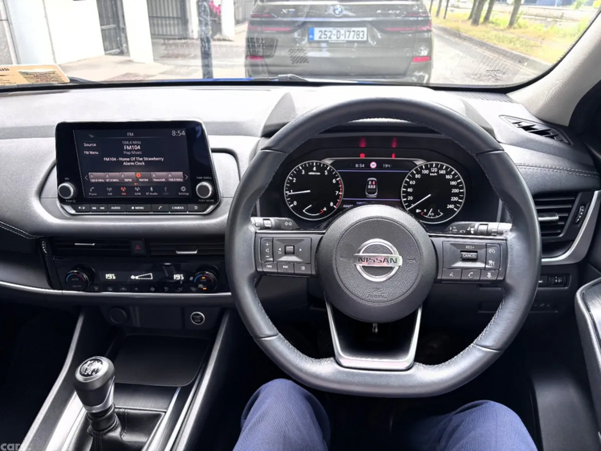Nissan Qashqai MPV, Petrol, 2022, Blue