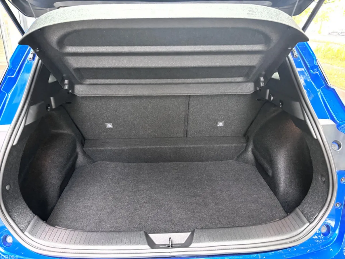Nissan Qashqai MPV, Petrol, 2022, Blue