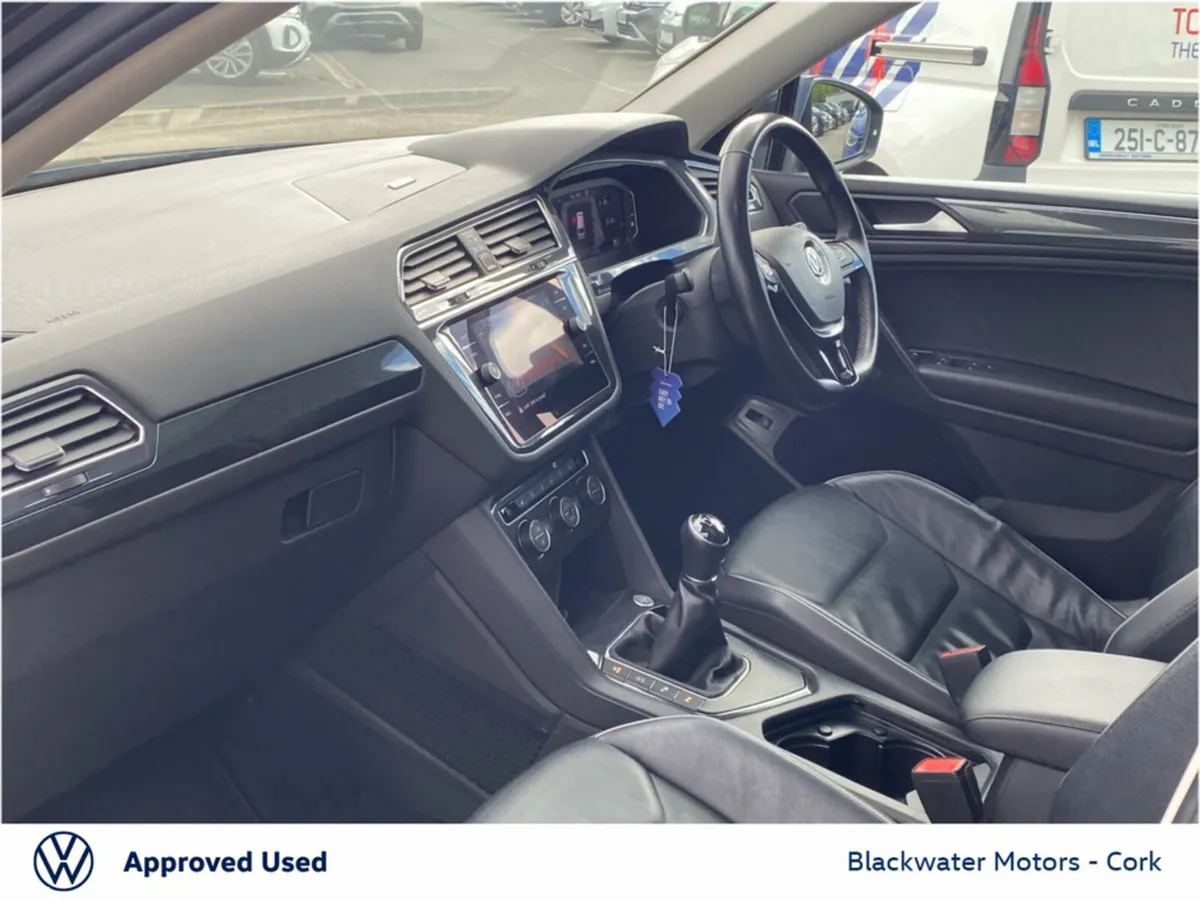 Volkswagen Tiguan Estate, Diesel, 2021, Black