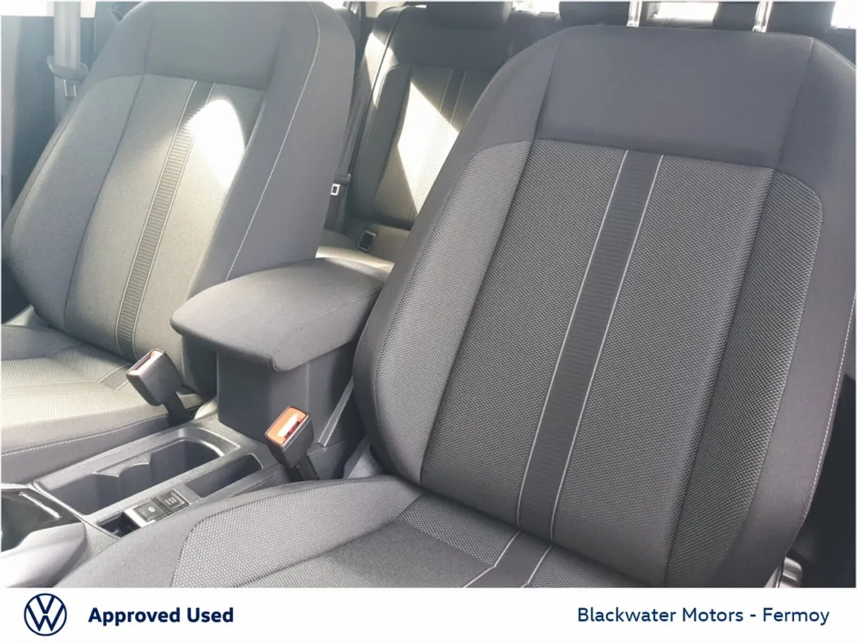 Volkswagen T-Roc SUV, Petrol, 2023, Black