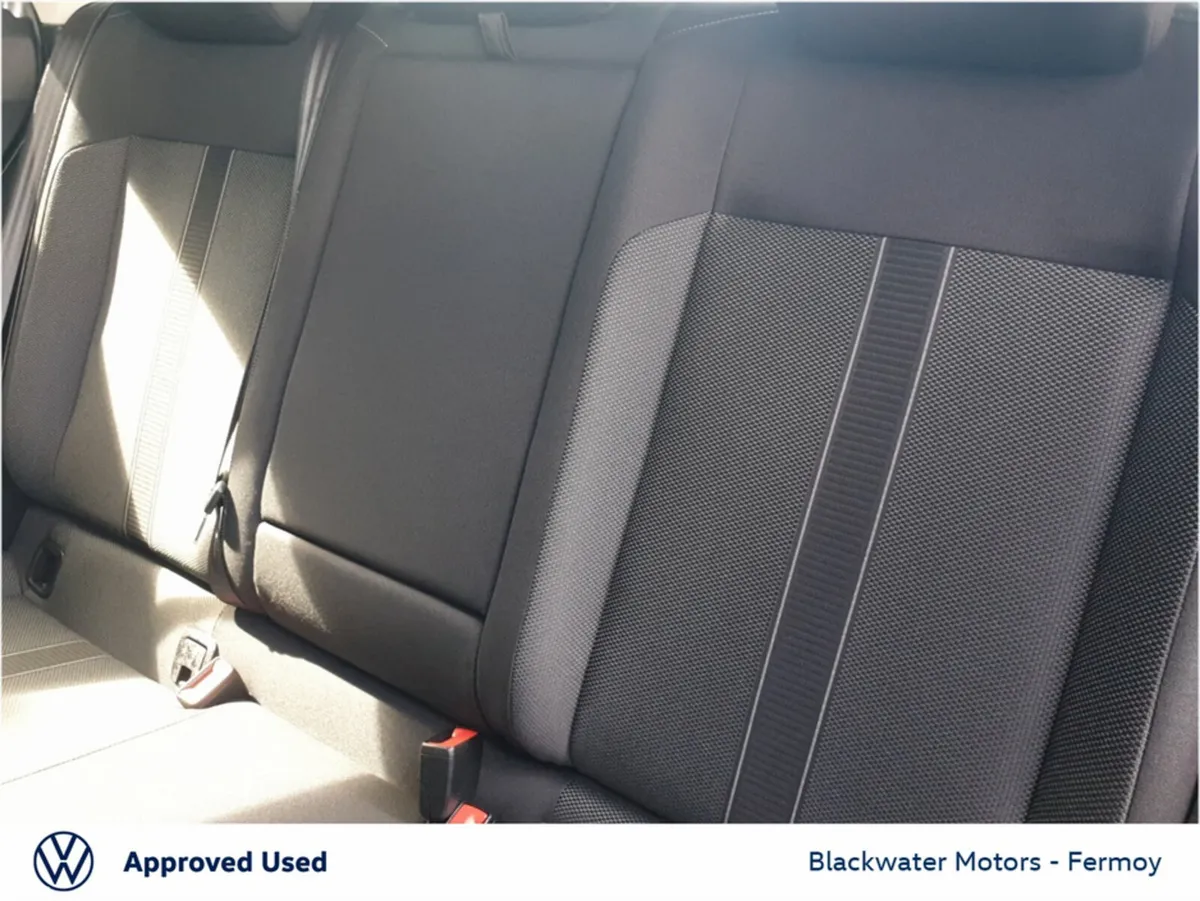 Volkswagen T-Roc SUV, Petrol, 2023, Black