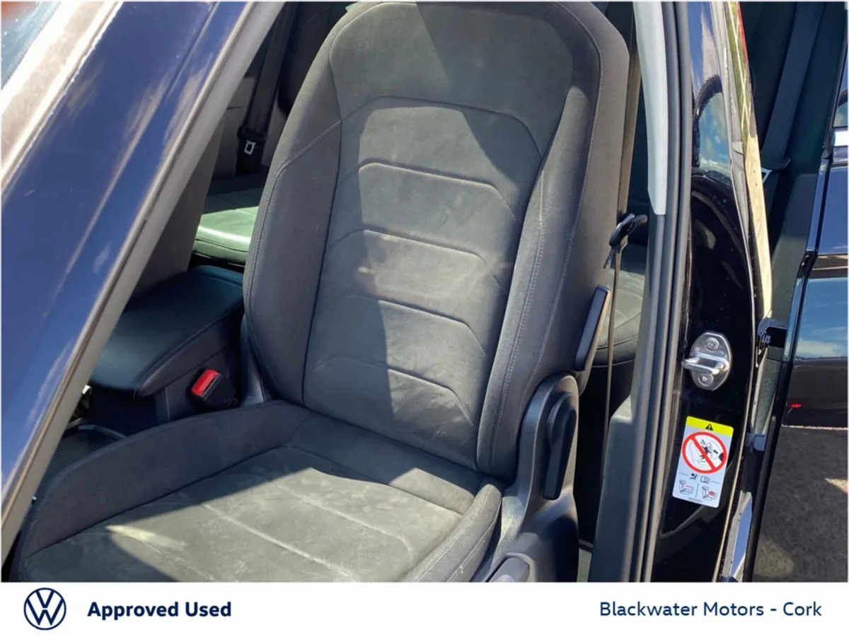 Volkswagen Tiguan Estate, Diesel, 2021, Black