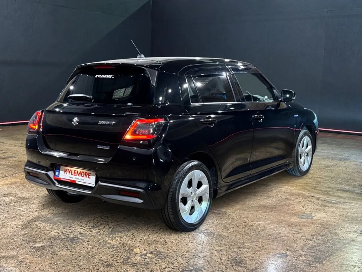 Suzuki Swift Hatchback, Petrol Hybrid, 2024, Black