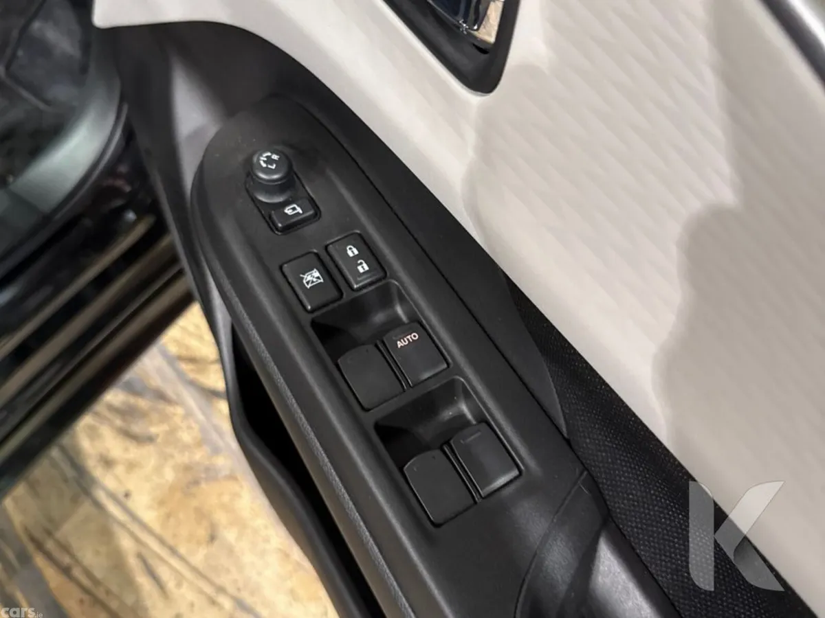 Suzuki Swift Hatchback, Petrol Hybrid, 2024, Black