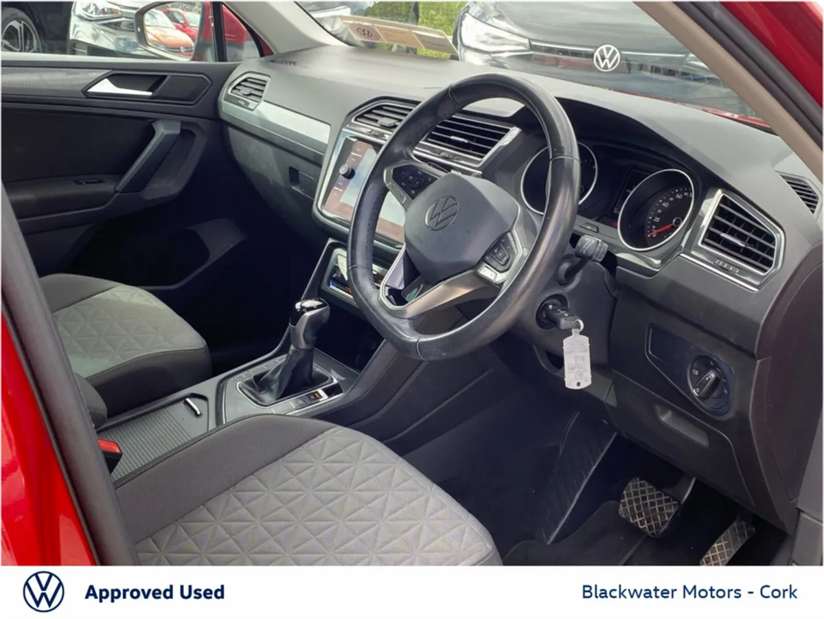 Volkswagen Tiguan SUV, Diesel, 2021, Red