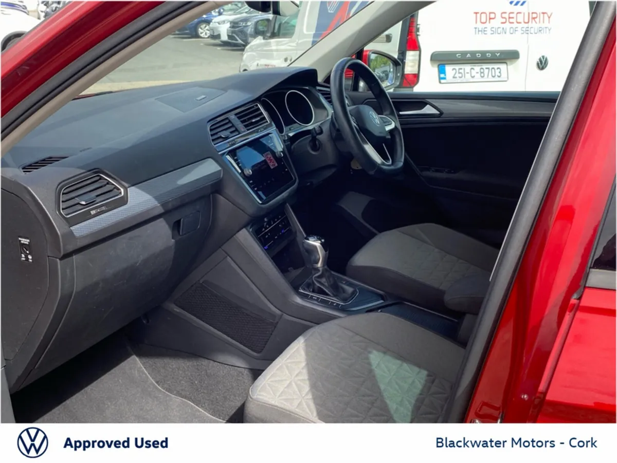 Volkswagen Tiguan SUV, Diesel, 2021, Red