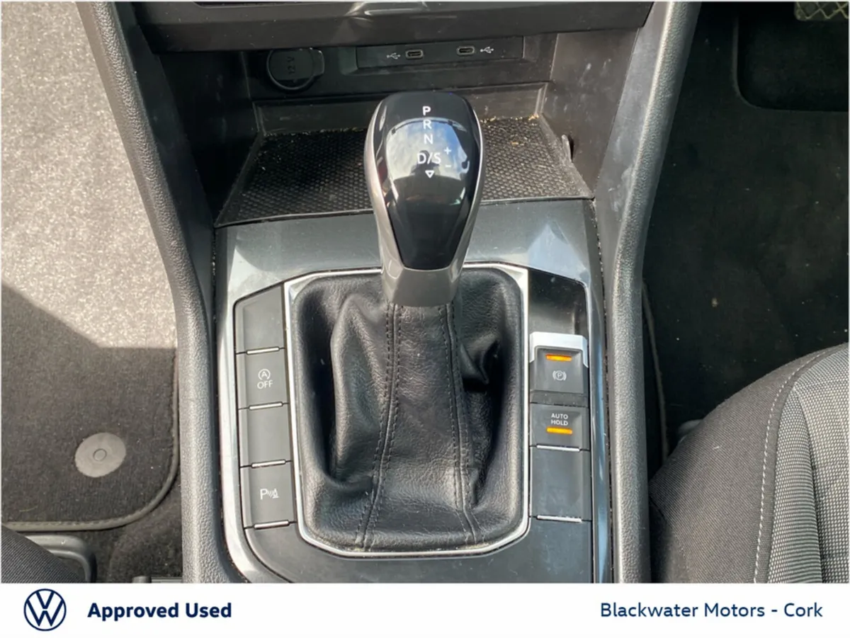 Volkswagen Tiguan SUV, Diesel, 2021, Red