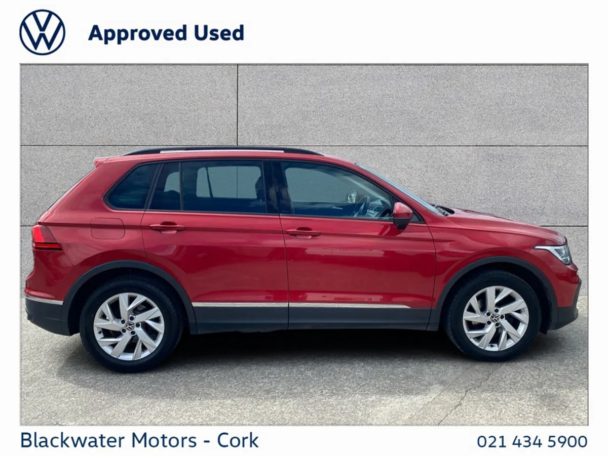 Volkswagen Tiguan SUV, Diesel, 2021, Red