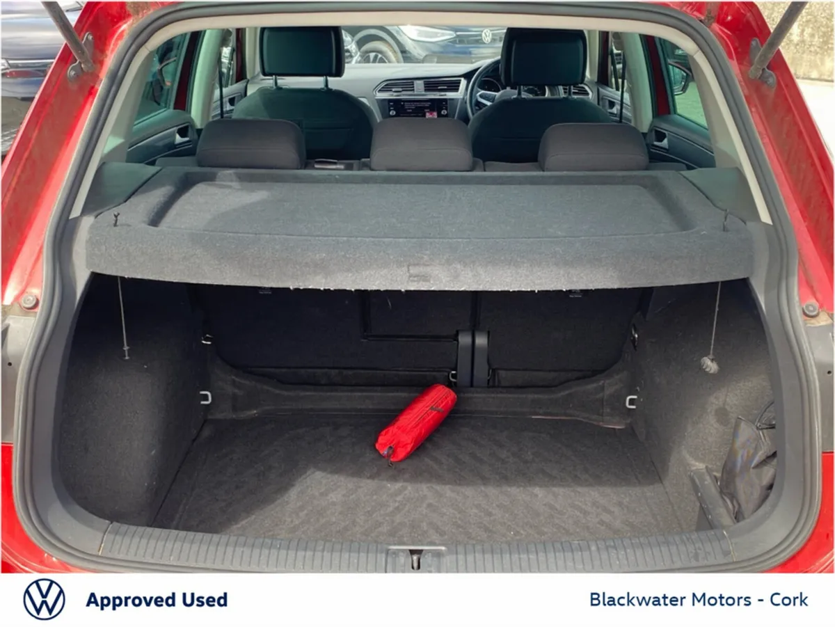 Volkswagen Tiguan SUV, Diesel, 2021, Red