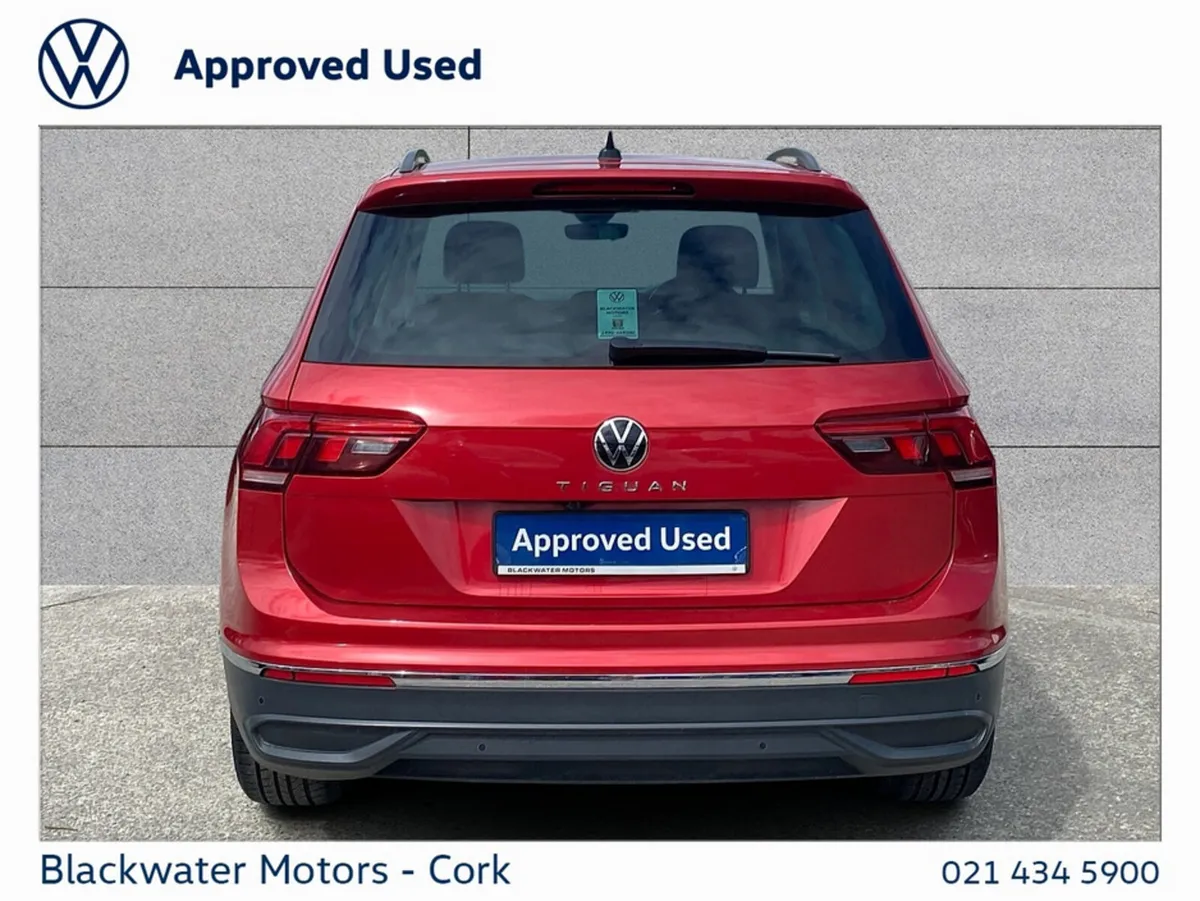 Volkswagen Tiguan SUV, Diesel, 2021, Red
