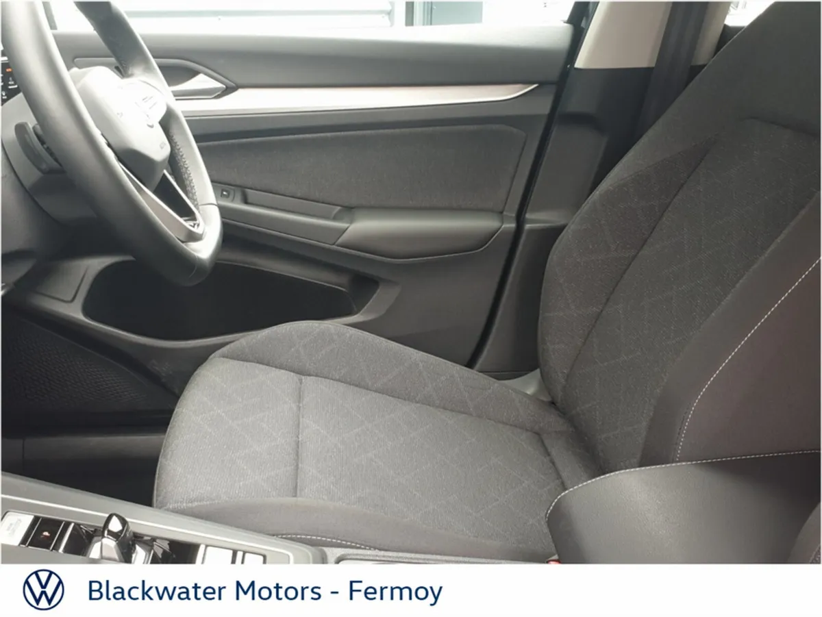 Volkswagen Golf Hatchback, Petrol, 2023, Black