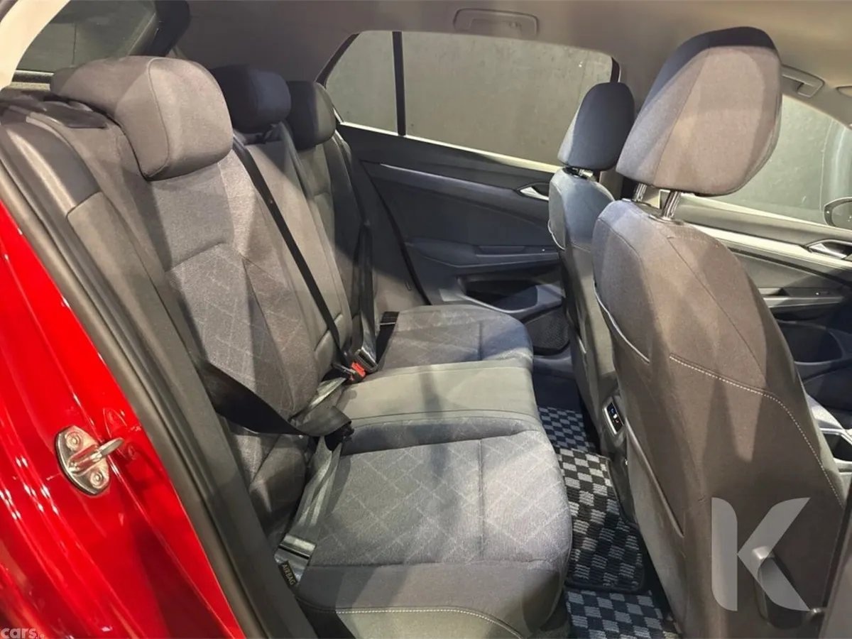 Volkswagen Golf Hatchback, Petrol, 2022, Red