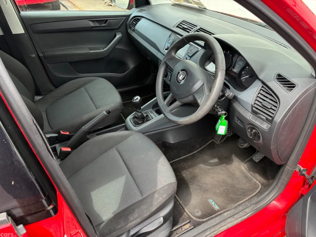 Skoda Fabia Hatchback, Petrol, 2017, Red