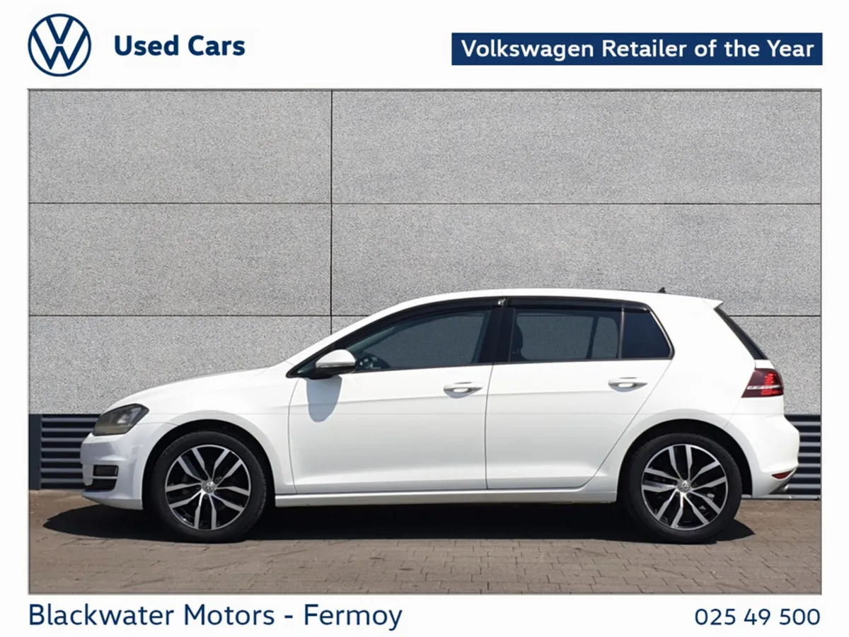 Volkswagen Golf Hatchback, Petrol, 2017, White