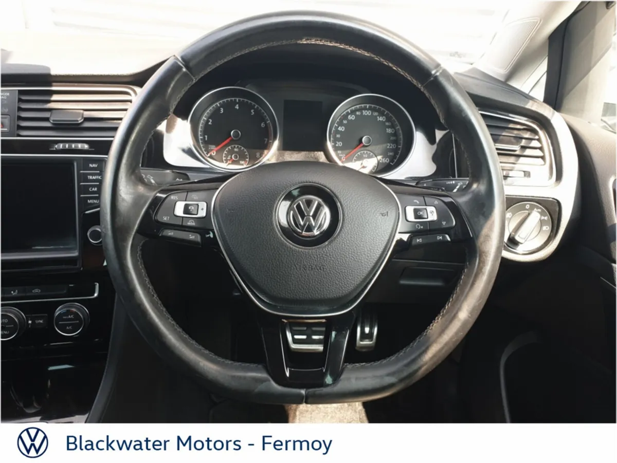 Volkswagen Golf Hatchback, Petrol, 2017, White