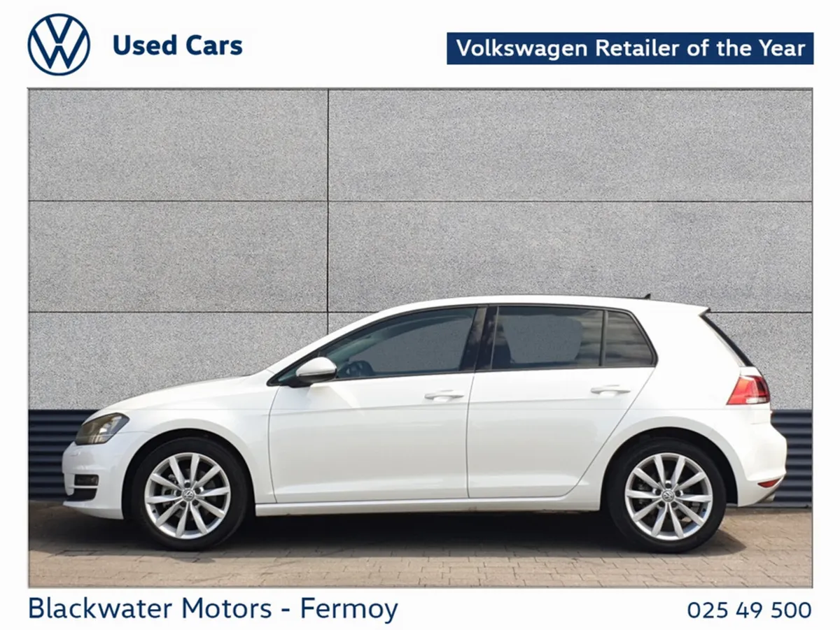 Volkswagen Golf Hatchback, Petrol, 2017, White