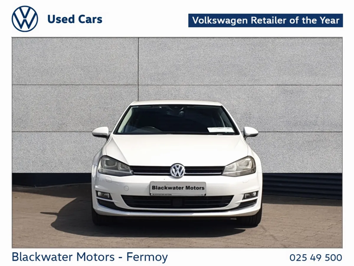 Volkswagen Golf Hatchback, Petrol, 2017, White