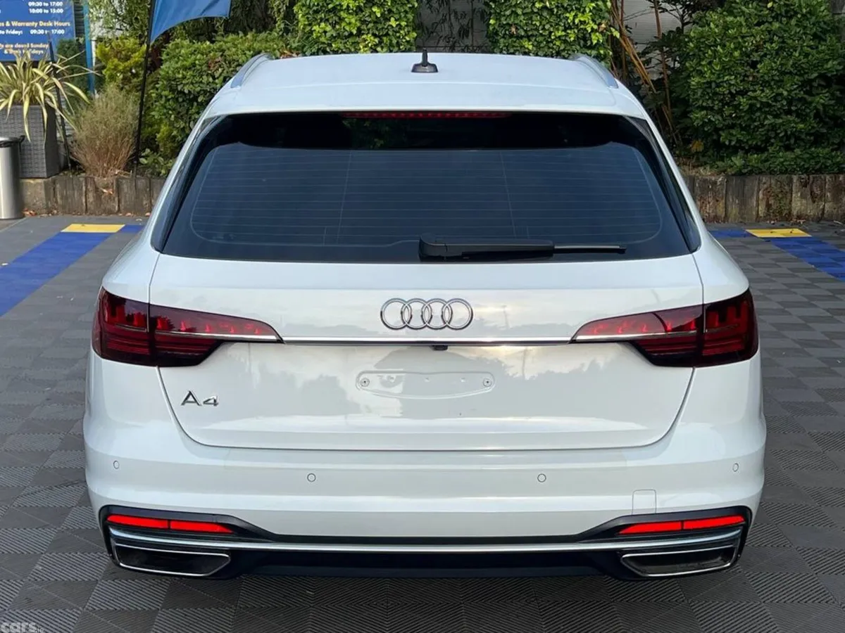 Audi A4 Estate, Diesel, 2023, White