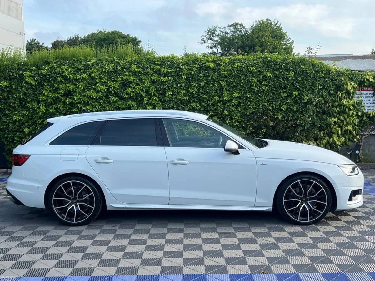 Audi A4 Estate, Diesel, 2023, White