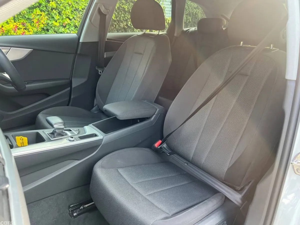 Audi A4 Estate, Diesel, 2023, White