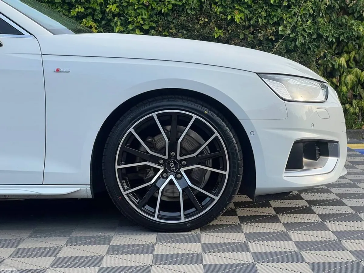 Audi A4 Estate, Diesel, 2023, White