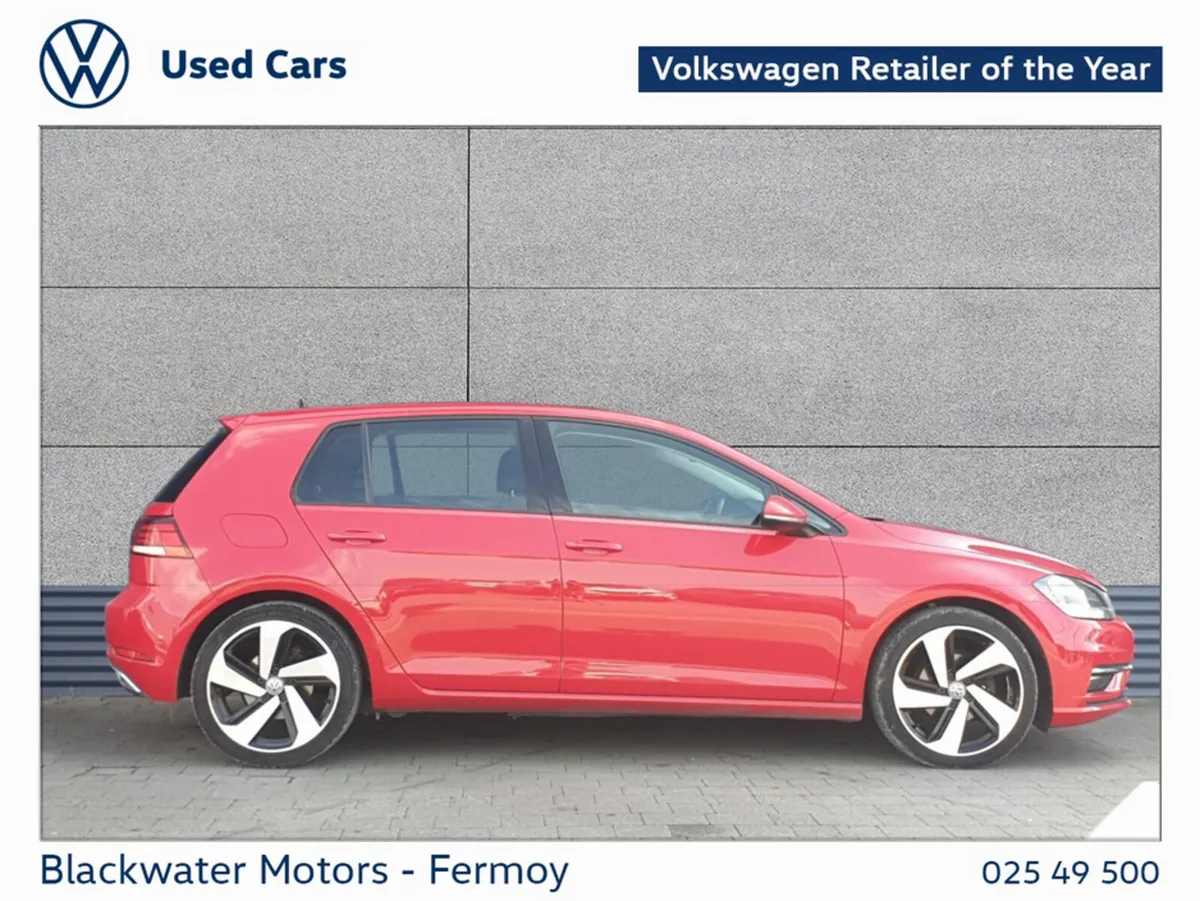 Volkswagen Golf Estate, Petrol, 2019, Red
