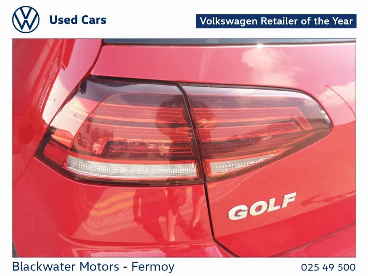 Volkswagen Golf Estate, Petrol, 2019, Red