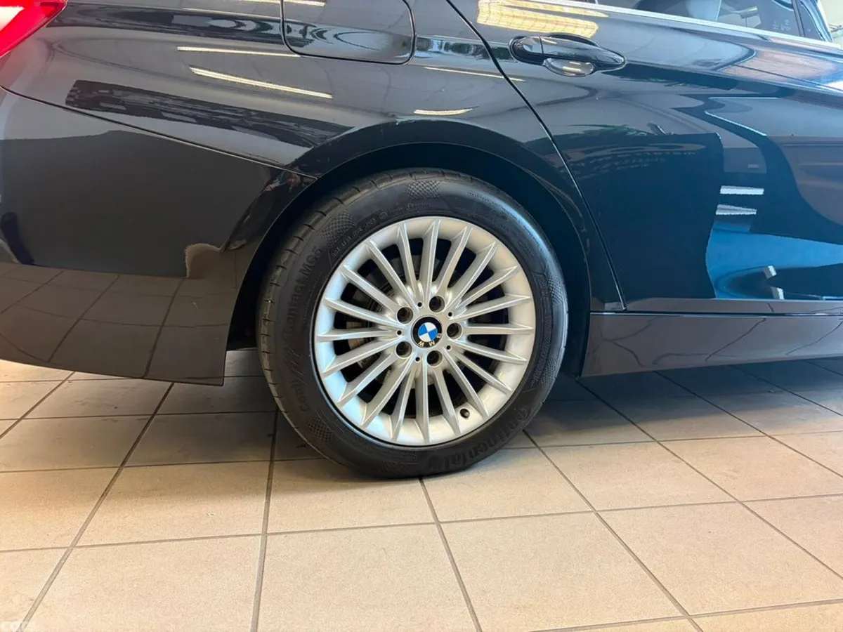 BMW 3-Series Saloon, Petrol Plug-in Hybrid, 2016, Black