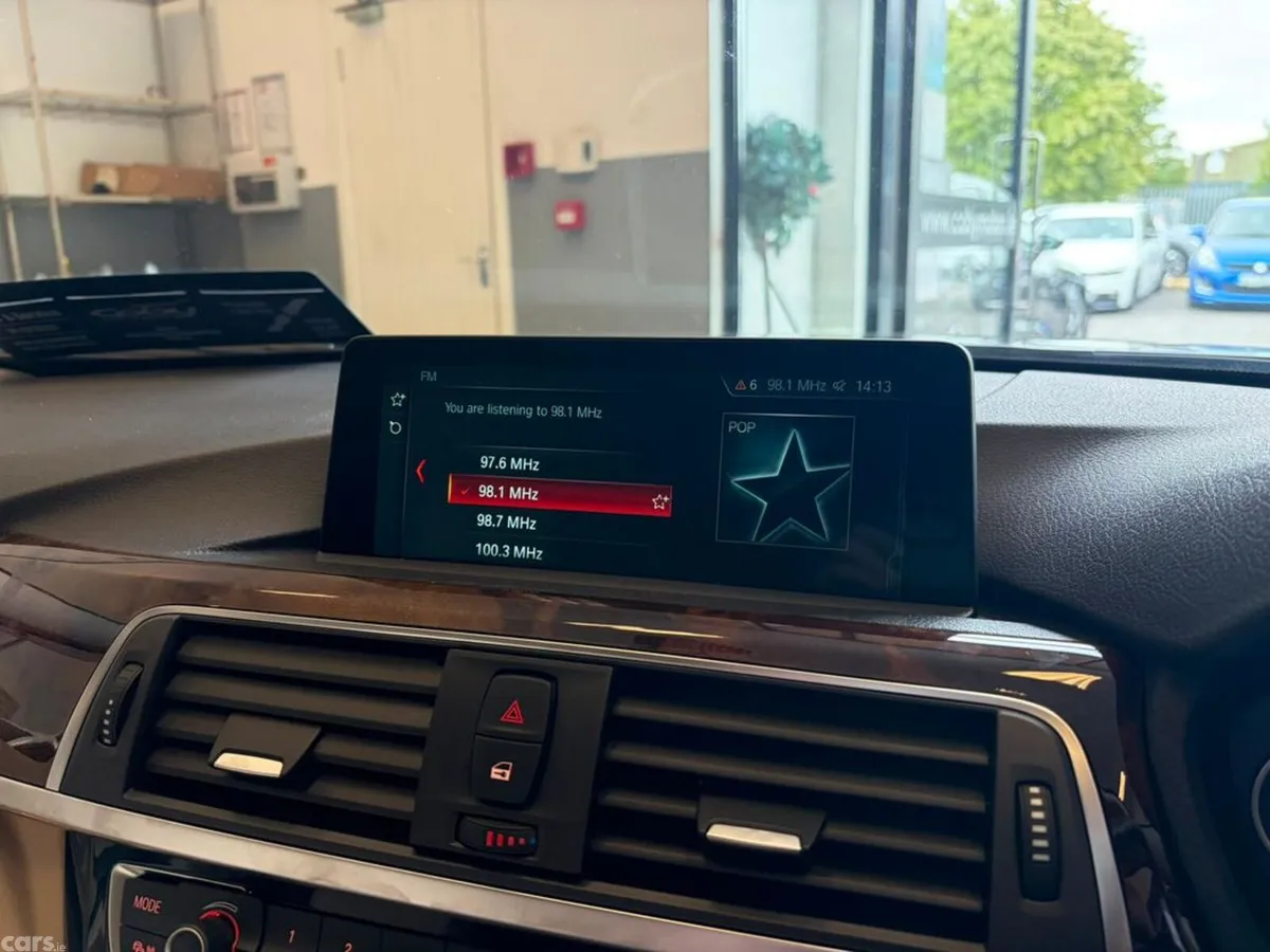 BMW 3-Series Saloon, Petrol Plug-in Hybrid, 2016, Black